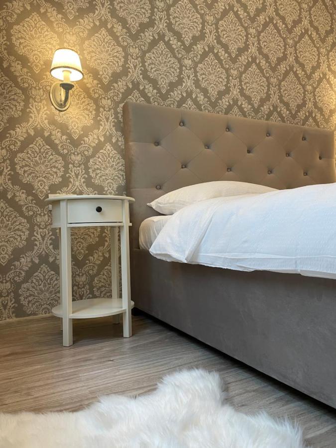 Vega Apartment By Moonlight Mamaia Εξωτερικό φωτογραφία